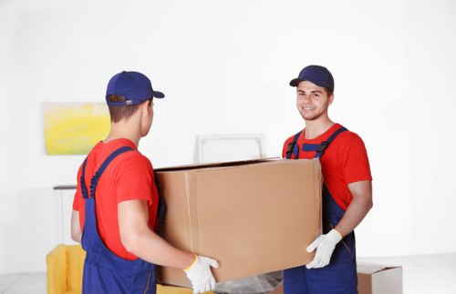 Medium-sized moving truck for Soho residential and office moves