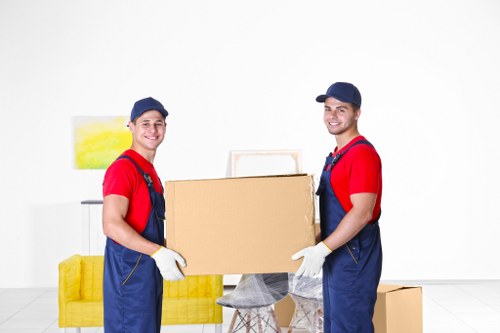 Secure loading of furniture inside a moving van